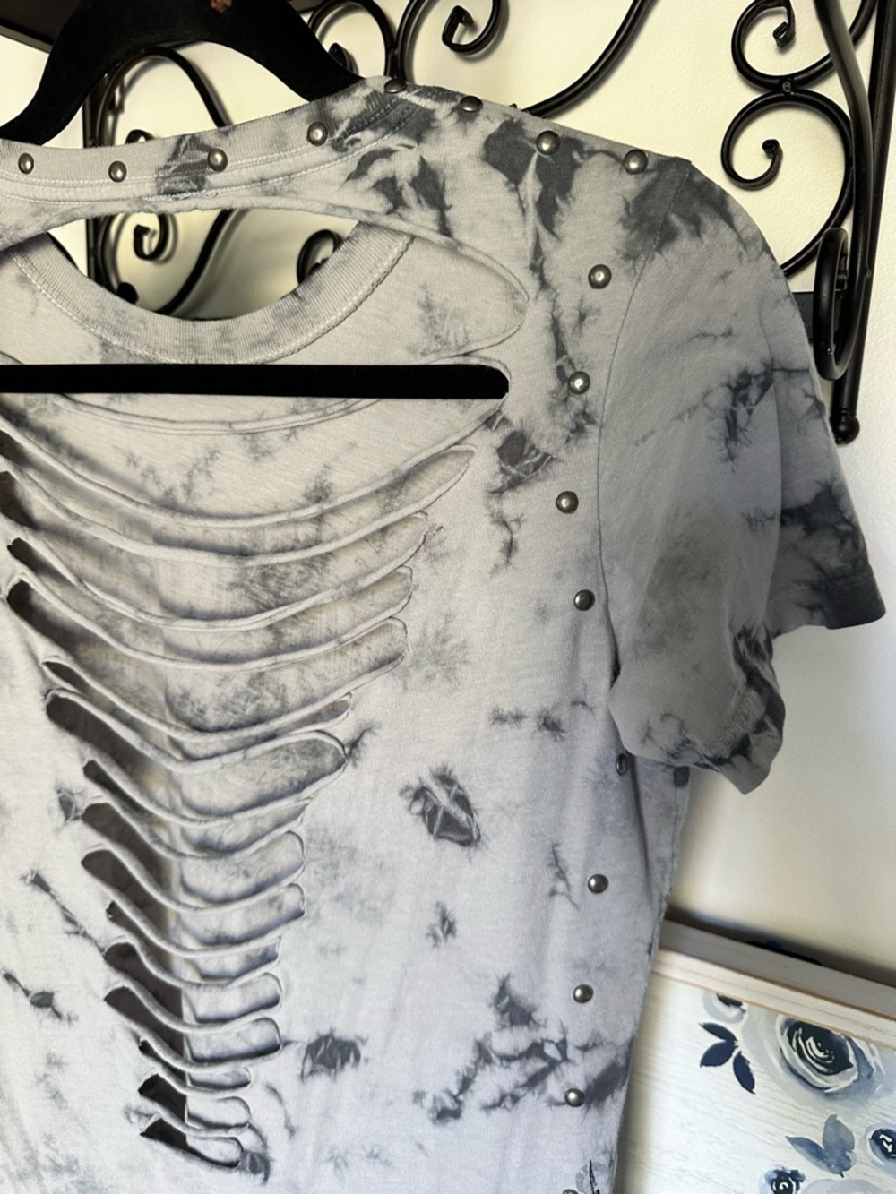 Affliction Gray Tie-Dye Short Sleeve Graphic Tee with Stud Accents Distressed - Picture 6 of 7